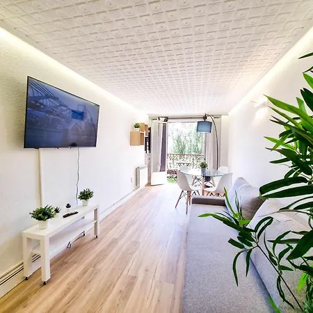 شقة Front Views To El Pilar Comotucasa سرقسطة