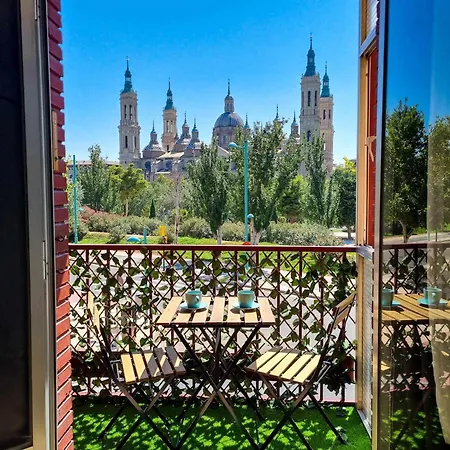 Front Views To El Pilar Comotucasa