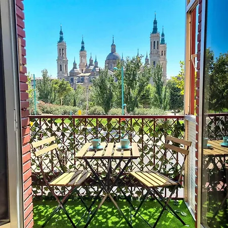 Front Views To El Pilar Comotucasa شقة