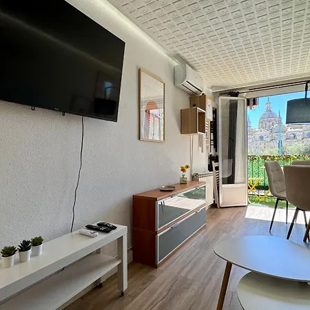 شقة Front Views To El Pilar Comotucasa *