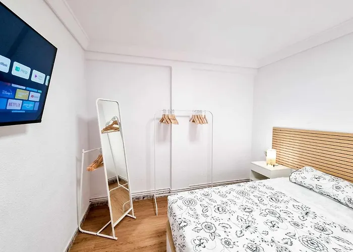 Front Views To El Pilar Comotucasa Apartment