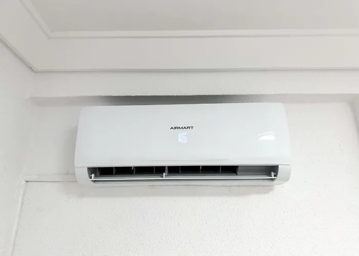 Front Views To El Pilar Comotucasa Zaragoza