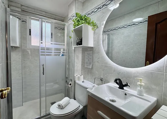 Front Views To El Pilar Comotucasa شقة *